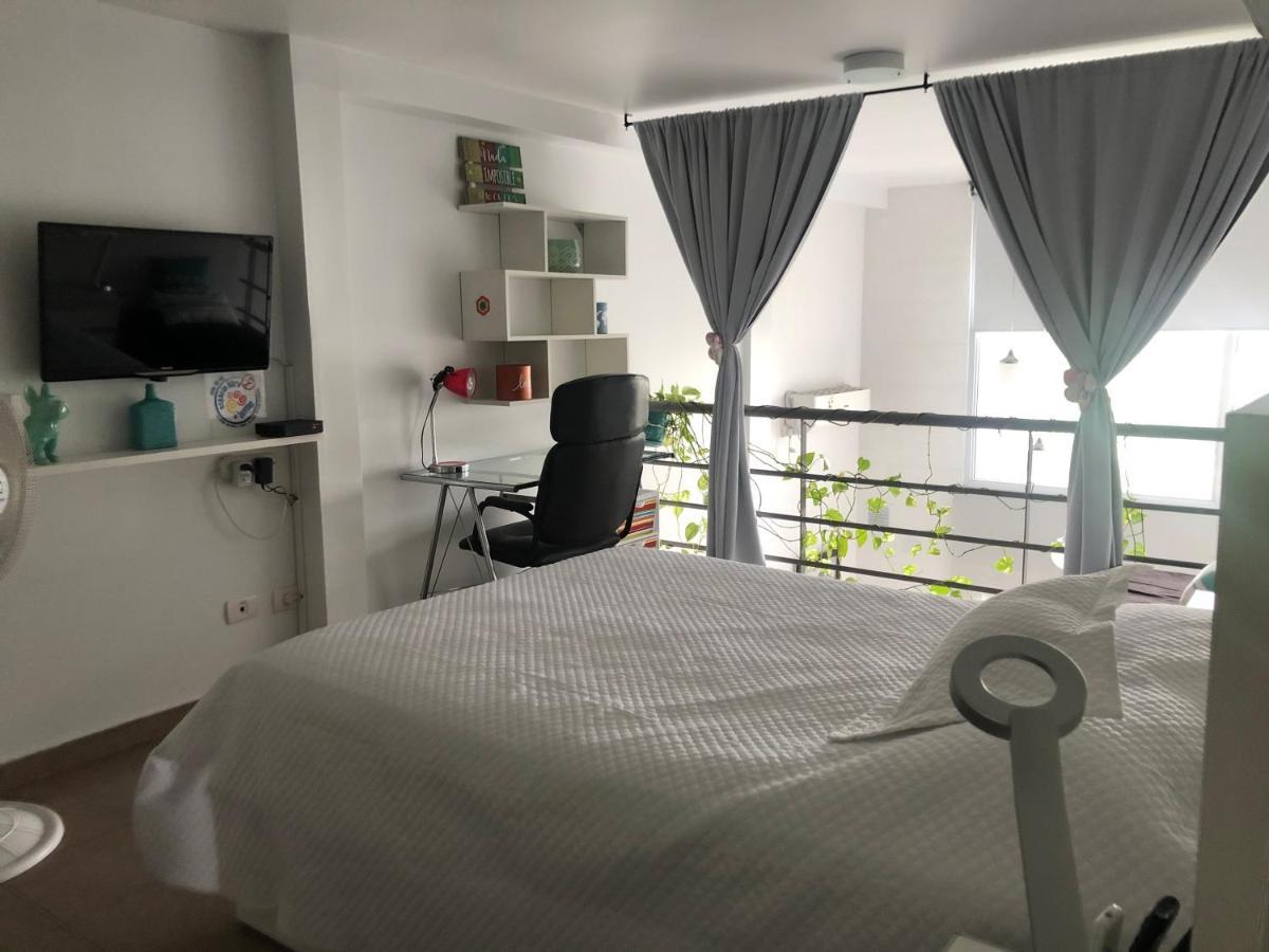 El Depto Tipo Duplex Pleno Centro Incluye Cochera Consultar Servicio De Parking Leilighet Monte Grande Eksteriør bilde